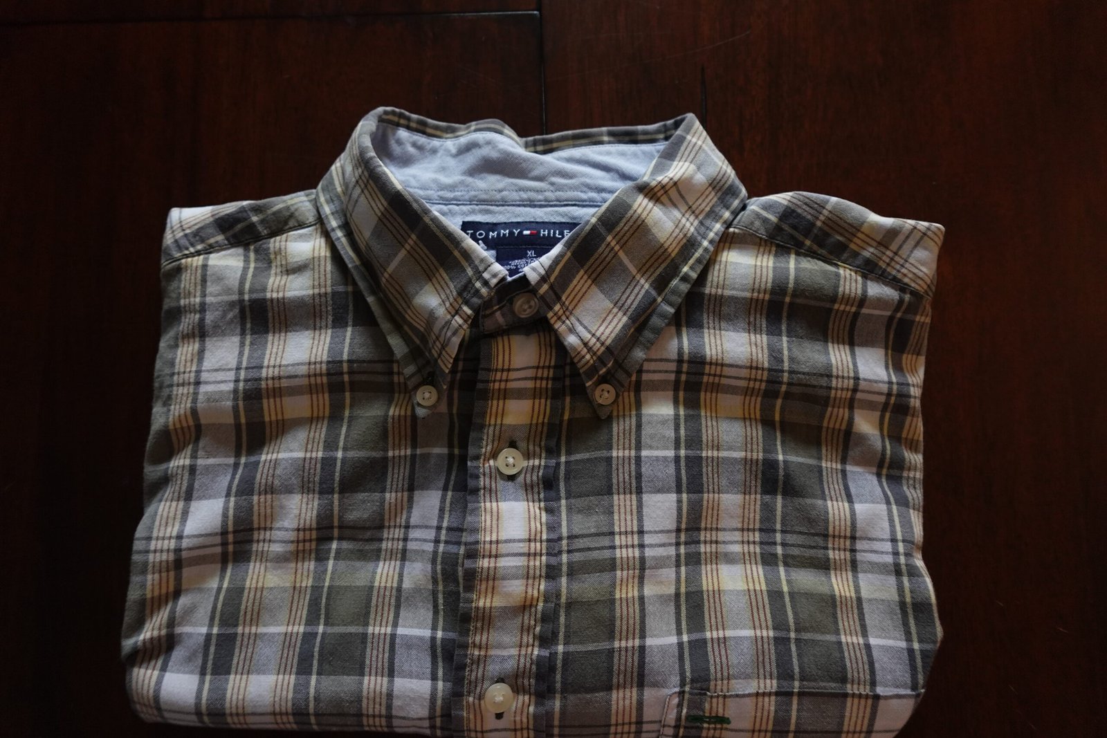 Tommy Hilfiger Short Sleeve Button Down Shirt - XL - Image 2