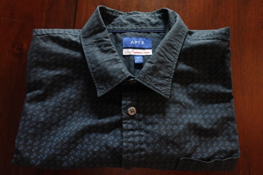 Apt 9 Navy | Lt. Blue Short Sleeve Shirt XL